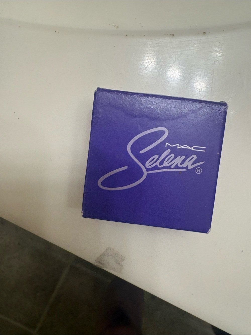 MAC Cosmetics Selena Eyeshadow Palette - Purple